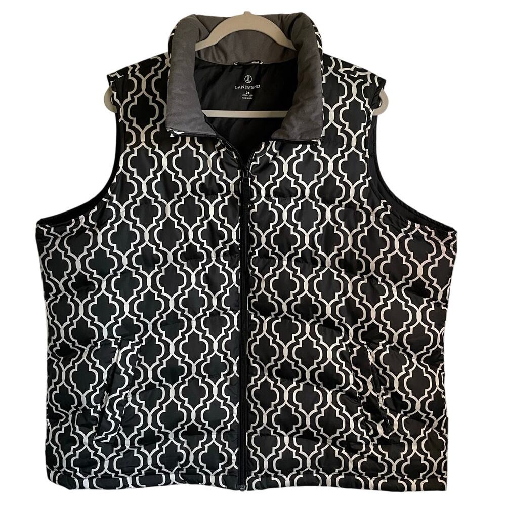 Lands' End Womens 2X Black White Geometric Down Puffer Vest Preppy Casual Chic